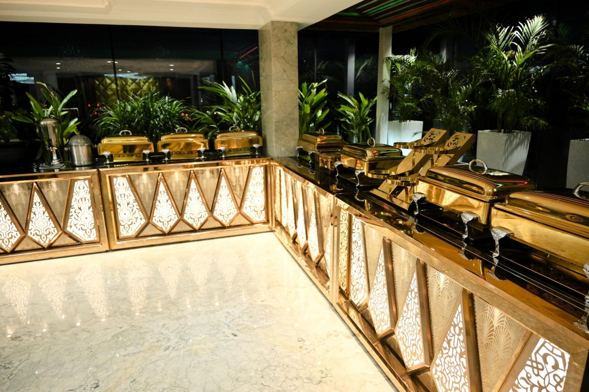 Hotel Golden Riviera Майсур Экстерьер фото